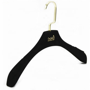 AHG004 Plastic Black Velvet Hanger With Metal Hook