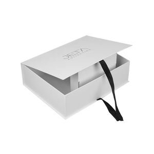 AGX006 Custom luxury white magnetic flap paper box flip top gift boxes with black ribbon closure
