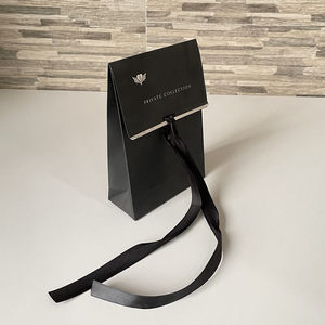 APB016 Customized Paper Gift Bag Envelope Bag With Ribbon Closure